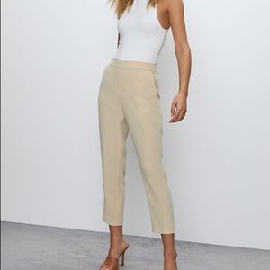 Aritzia halsey dress pants (nwot)